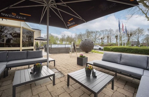 Roden Apartment | Bicycle-Friendly Stay with Breakfast, Free Parking, Near Speelgoedmuseum Roden