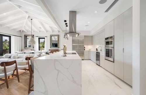 Herreras Apartment | El Yunque Penthouse - Spacious 4 Bedroom Villa in the Best Resort in Puerto Rico