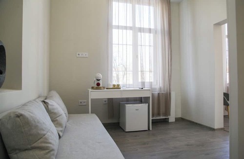 Slivek Apartment | Hotel Corner House in lovely Lovech with WiFi, AC