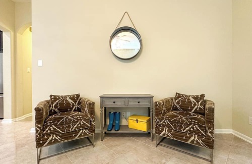 Cypress House | Modern Texas Retreat in Towne Lake – Stylish Comfort & Prime Location!