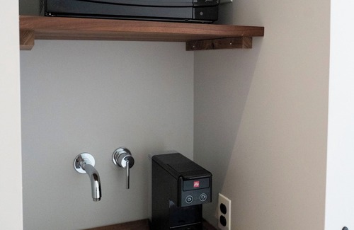 Johnstown Apartment | Cozy Industrial Chic Studio in Wonderful Johnstown, OH
