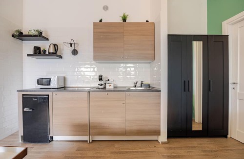 Fiumicino Apartment | Comfort with Garden