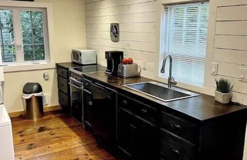 East Falmouth Cottage | Summer Cottage