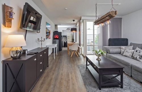 Ubigau Apartment | Dresden Residential Oasis by the Elbe river
