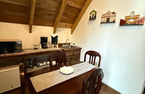 Santa Clara La Laguna Cabin | Entre Cerros