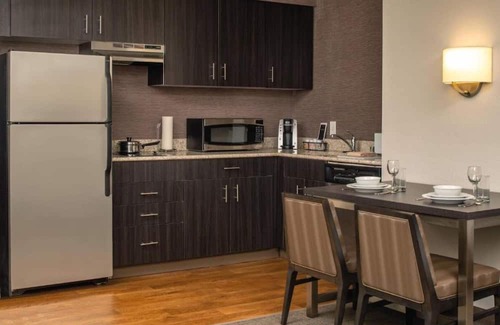 Downtown House | Enjoy an extended stay at our room in Redmond, WA