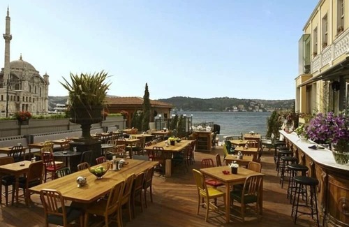 Kurucesme Apartment | Charming Studio Close To The Bosphorus, Free Wifi, Walking distance to the sea.