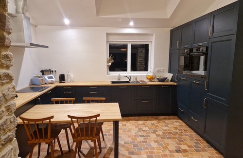 Plescop Cottage | Cottage du Golfe - 2 Lodgings - 18 persons - Indoor swimming pool