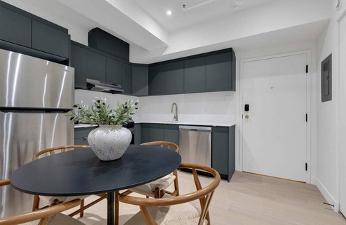 Cite Multimedia Apartment | Mercer- 3Beds King Ensuite- Free Parking
