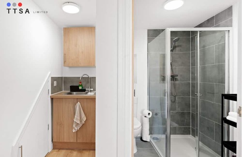 Woodside Apartment | Studio - Norwood Junction - B1
