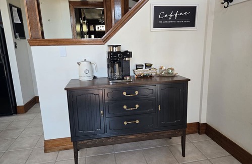 Soulard House | Beautiful Historic Soulard Home with Speakeasy and Game Room, next to AB Brewery