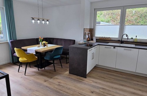Herresbach Apartment | PANORAMA-Lodge bath/WC, up to 5 persons - RINGZEIT-Lodge