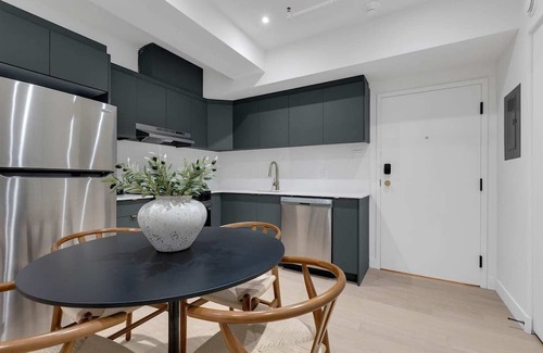 Cite Multimedia Apartment | Mercer- 3Beds King Ensuite- Free Parking