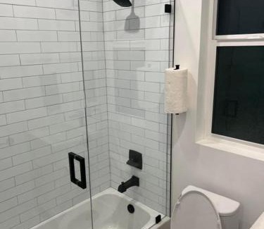 Larchmont Apartment | Hollywood 2bedroom
