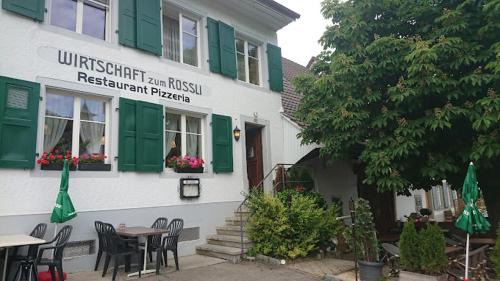 Lupsingen House | Wirtschaft Zum Rössli