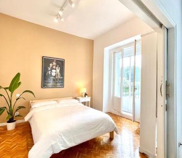 Moncloa - Arguelles Apartment | Precioso Piso en Pleno Centro Plaza España AC & WiFi