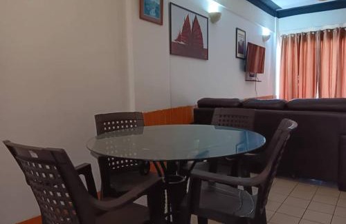 Taman Haji Zainal Apartment | Shahmi Adelea Seaview Home Apartment