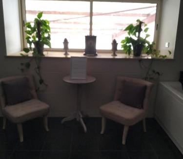 Lanty-sur-Aube Bed & Breakfast | A la maison du Bonheur