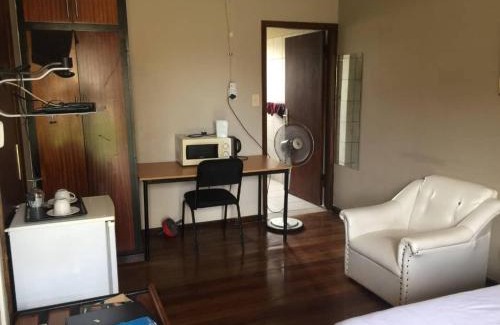 Walvis Bay House | Countryard Hotel