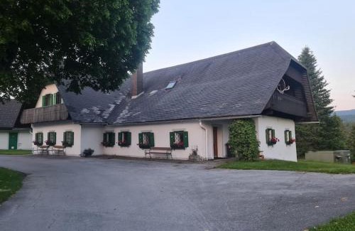 Modriach Apartment | Uriges Landgasthaus in Modriach