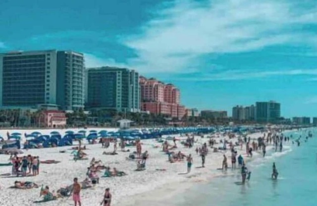 Watch the sunrise @ Sunrise/3/3 POOL HOUSE