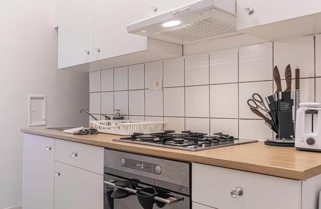 Modern 2BR Apt Near Westbahnhof