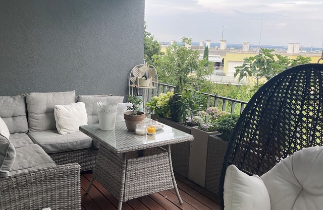 Stunning garden flat on hills next to old town Bratislava