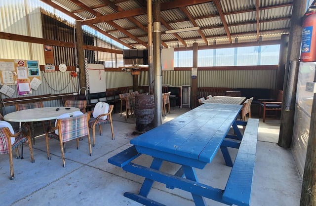 Cosy Nook Flat 1 - Ideal for families, fishing clubs and other interest groups