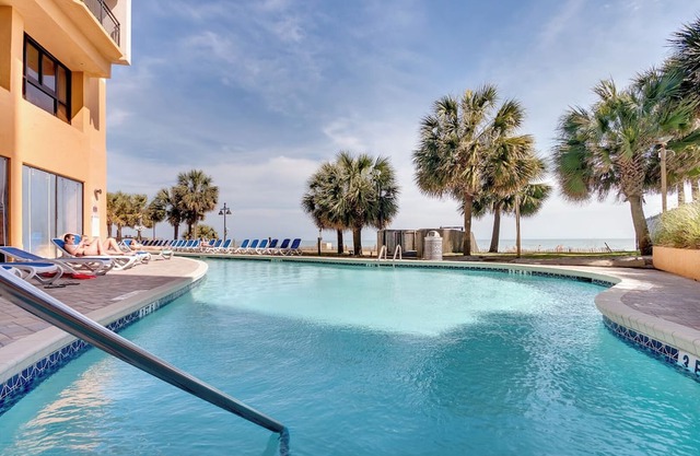 Your Perfect Oceanview Suite w/Balcony, Dogs Ok!