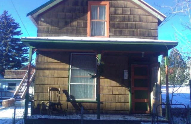 Best Alley House in Old Butte