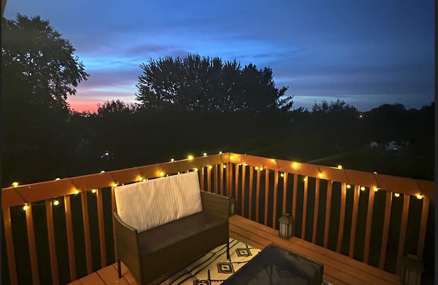 Quiet and convenient house close to UIHC