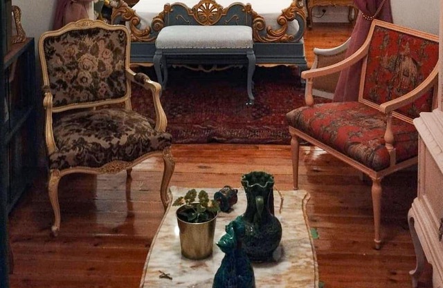 Spectacular Room With Balcony In The City Centre