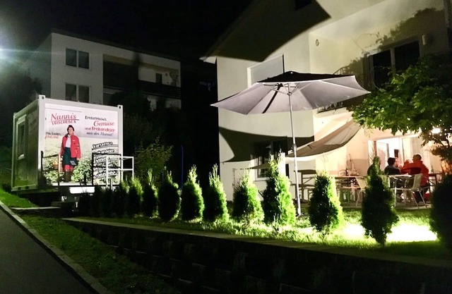 Apartment 'Sonnige Wohnung In Innsbruck-Arzl' with Mountain View, Private Terrace and Wi-Fi