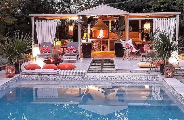 Villa Ilaria With Pool, Outdoor Living