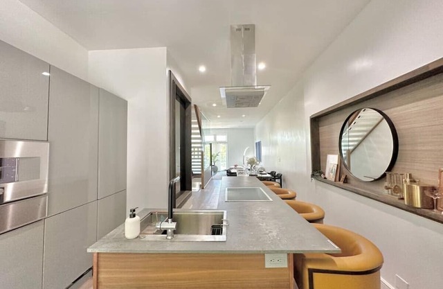 The Josephine Villa | Elevator | Panoramic Views