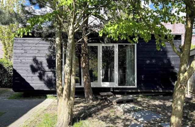 A tiny house close to nature - Amsterdam region