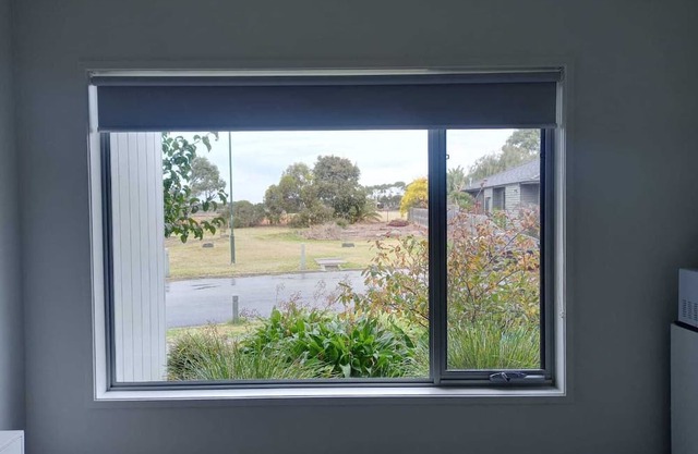 COSY ROOM WITH STORE