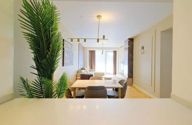 Vega - 1BD Central Apt Near Taksim w/City Views