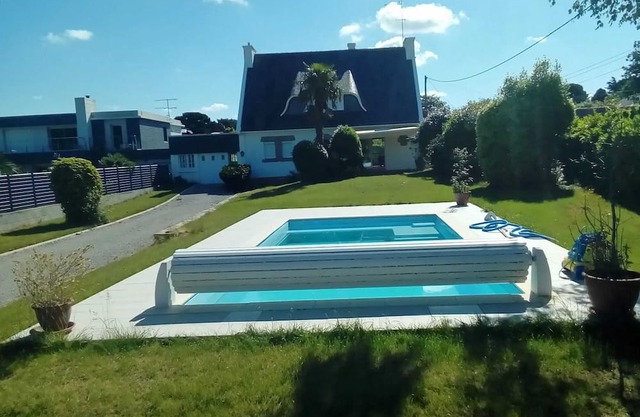 Homerez - 100 m away from the beach! Big villa for 10 ppl. with swimming-pool