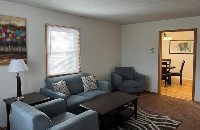 Entire apartment close to downtown - 2 queen beds