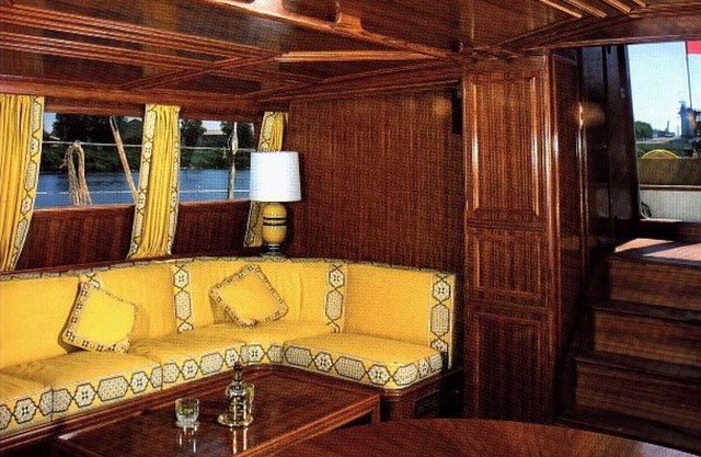 Phenomenal 23 meter at sea - 3-bedroom yacht in Muggia -Trieste North Italy