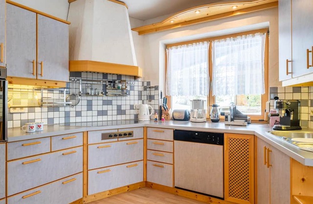 Heidi-alm Lodge - Heidi Alm Lodge