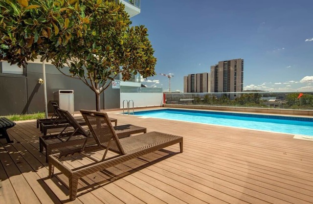 Sensational City Apartment with Lake Views