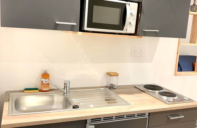 Studio confort RDC proche hôpital de Mâcon