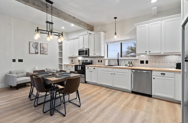 The Sunkist Villa - Serene views, Spanish Modern Design