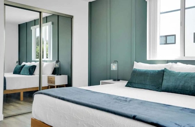 Luxe DTLA home w/ secure parking