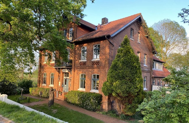 Pension Hessbögel: Ferienwohnungen im Alten Land Direkt am Fluss Lühe