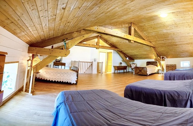 Homerez - Big house for 15 ppl. at Séneujols