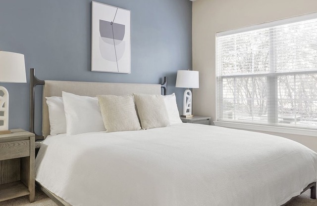 Modern Apartment in Prime Location (ID1269X899)