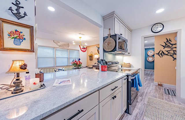 Cape Cod Cottage CCC